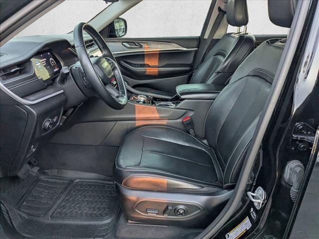 used 2022 Jeep Grand Cherokee car, priced at $22,985