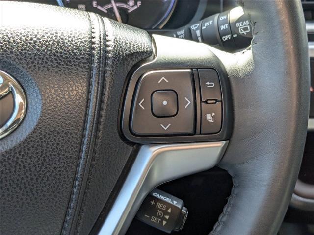 used 2015 Toyota Highlander car, priced at $21,698