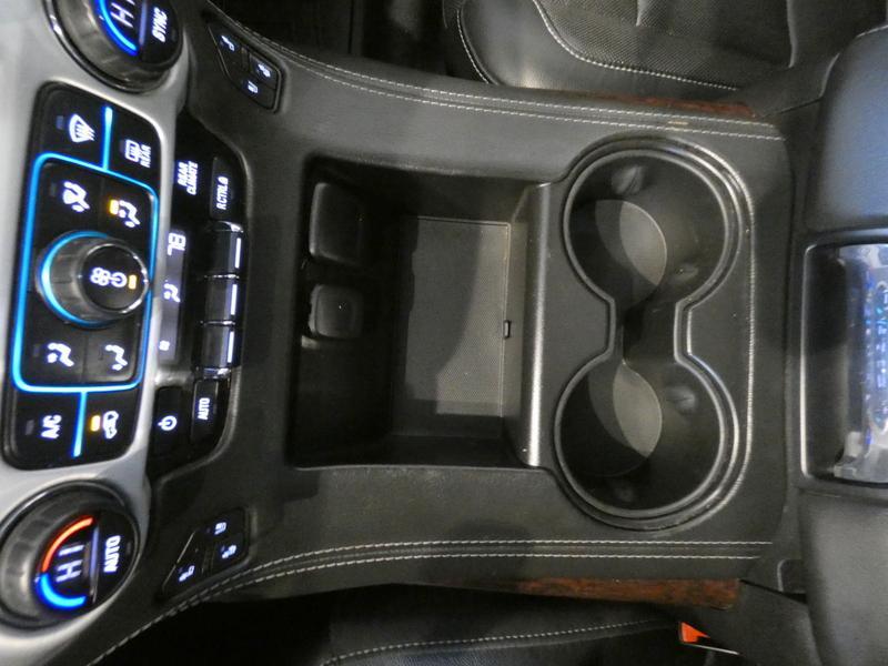 used 2020 GMC Yukon XL car, priced at $22,988