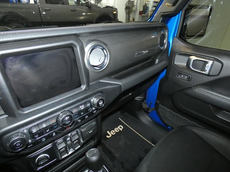used 2022 Jeep Wrangler Unlimited car, priced at $30,550