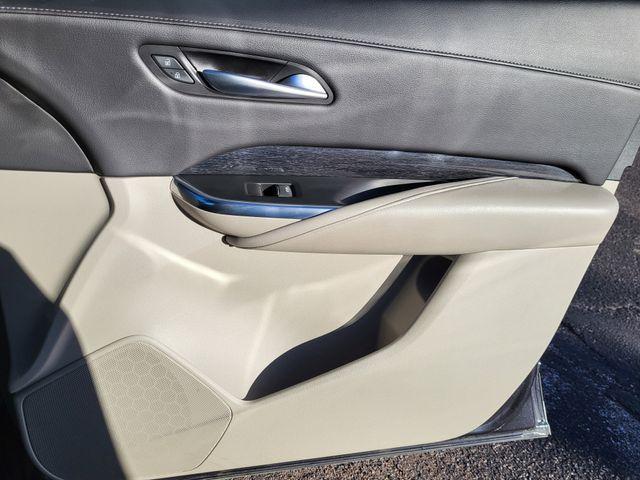 used 2023 Cadillac XT4 car, priced at $23,587