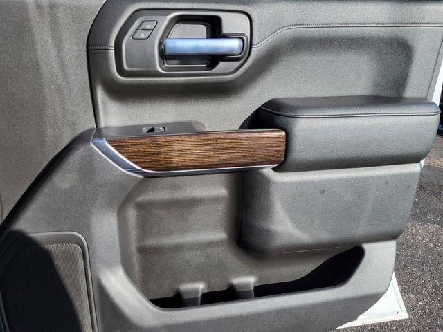 used 2021 GMC Sierra 1500 car, priced at $29,299