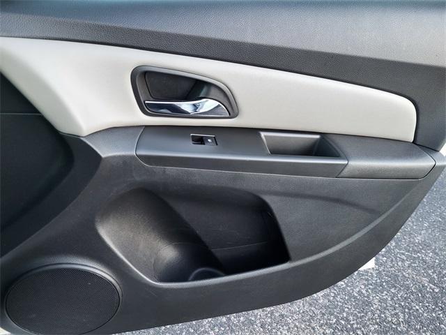used 2014 Chevrolet Cruze car, priced at $6,346