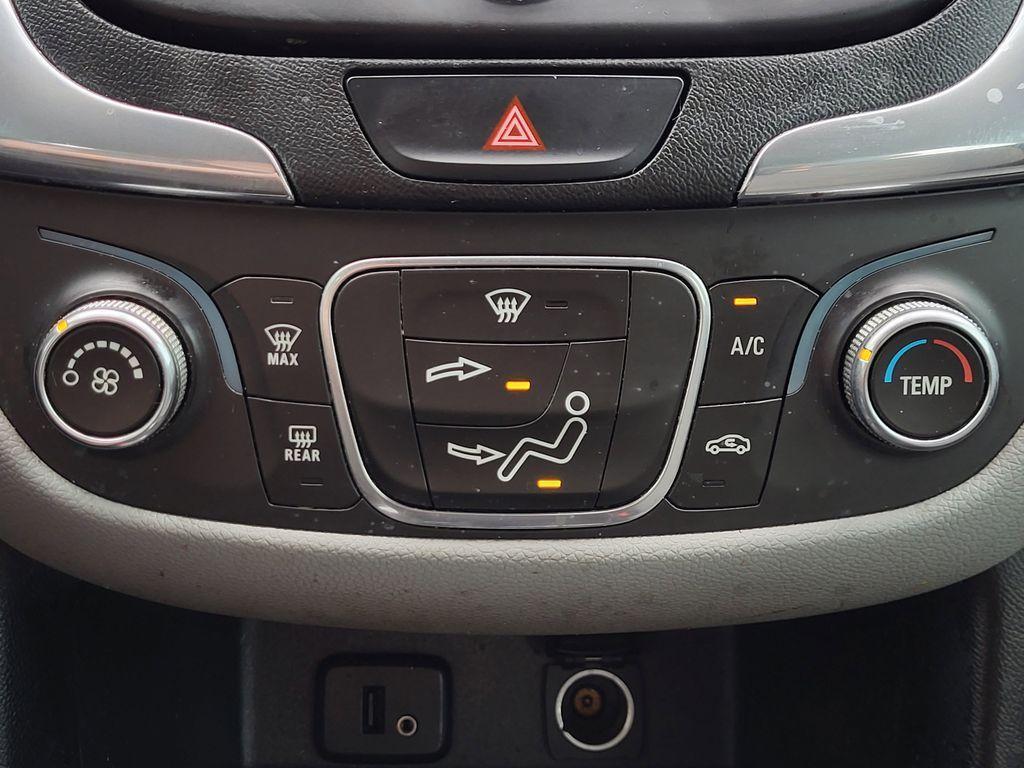 used 2018 Chevrolet Equinox car, priced at $10,492