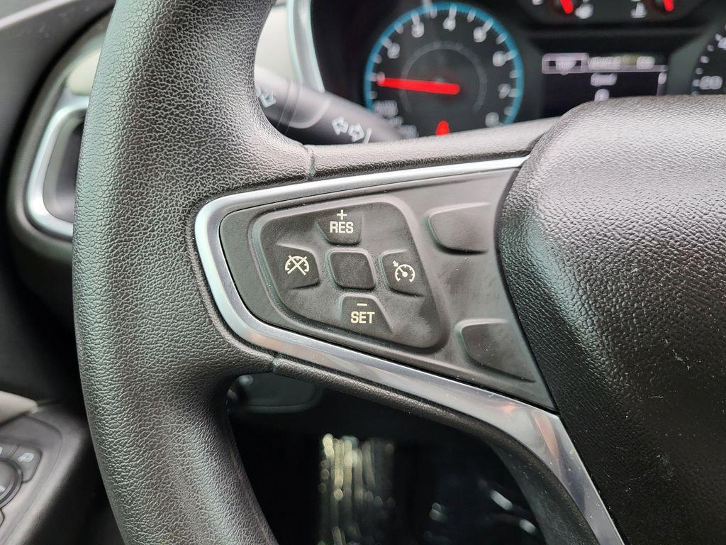 used 2018 Chevrolet Equinox car, priced at $10,492