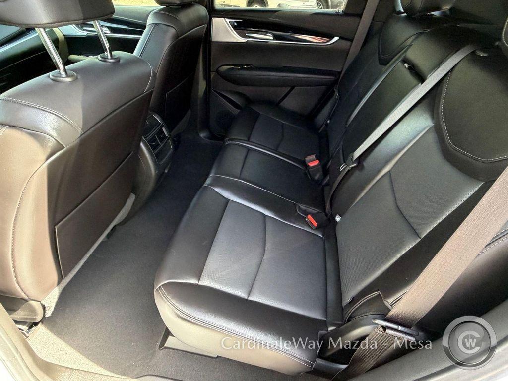 used 2025 Cadillac XT5 car, priced at $35,999