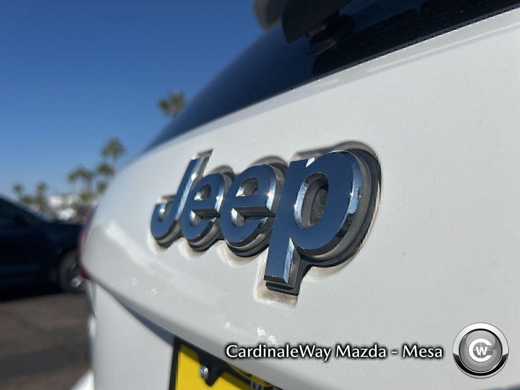 used 2020 Jeep Grand Cherokee car, priced at $15,987