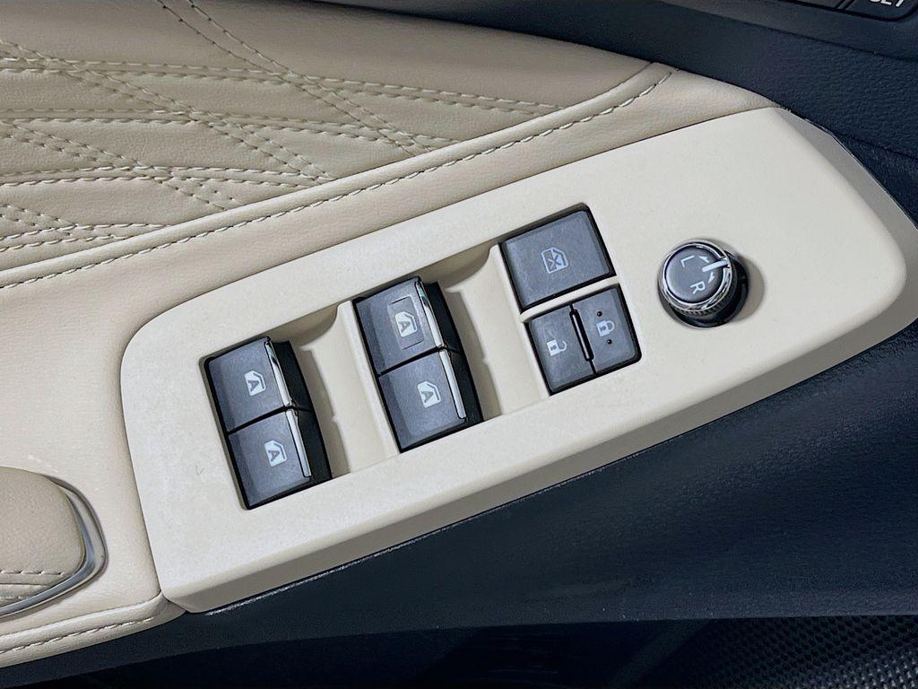 used 2020 Toyota Avalon Hybrid car, priced at $30,900
