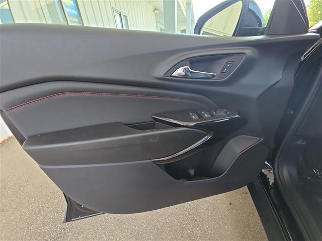 new 2025 Chevrolet Trax car, priced at $25,895