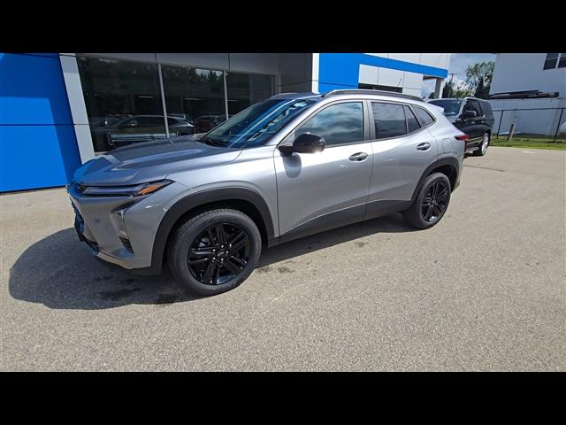 new 2025 Chevrolet Trax car, priced at $25,895