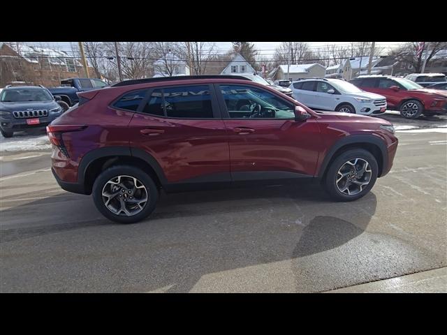 new 2025 Chevrolet Trax car, priced at $24,190