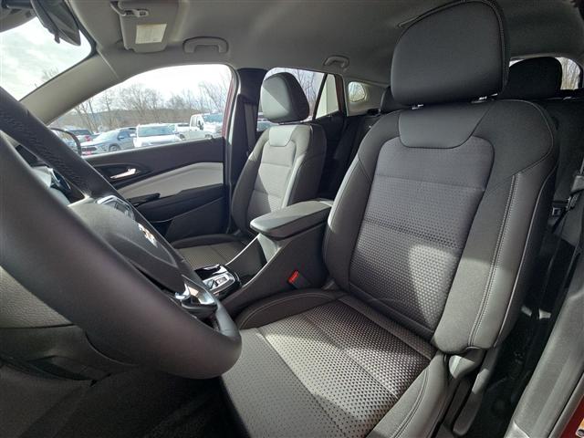 new 2025 Chevrolet Trax car, priced at $24,190