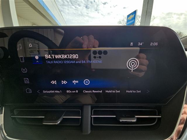 new 2025 Chevrolet Trax car, priced at $24,190