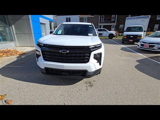 new 2026 Chevrolet Traverse car, priced at $47,980