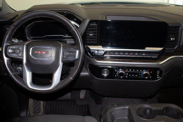 used 2022 GMC Sierra 1500 car, priced at $32,990