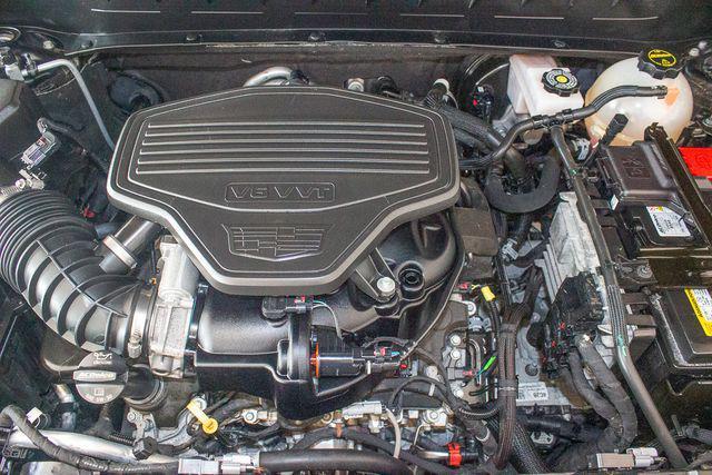 used 2024 Cadillac XT6 car, priced at $43,990