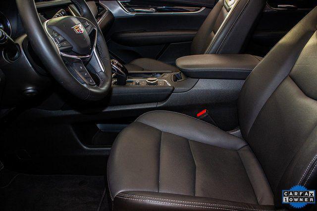 used 2025 Cadillac XT5 car, priced at $39,879