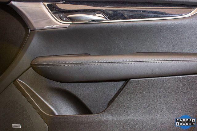 used 2025 Cadillac XT5 car, priced at $39,879