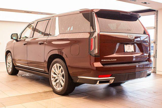 used 2023 Cadillac Escalade ESV car, priced at $60,990