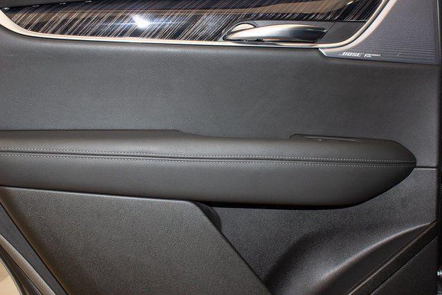 used 2024 Cadillac XT6 car, priced at $43,990