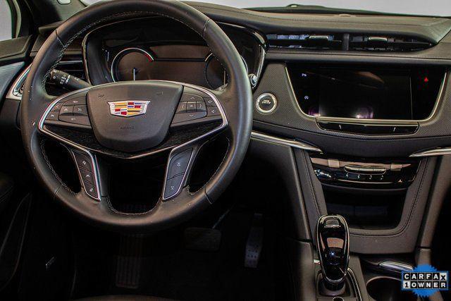 used 2025 Cadillac XT5 car, priced at $39,990