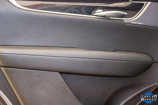 used 2025 Cadillac XT5 car, priced at $39,990