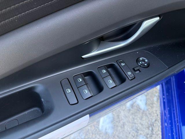 new 2026 Hyundai ELANTRA HEV car, priced at $25,105