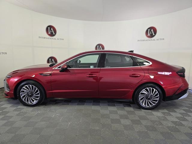 used 2024 Hyundai Sonata Hybrid car, priced at $30,395