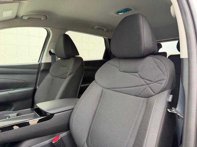 new 2026 Hyundai TUCSON Hybrid car, priced at $33,970
