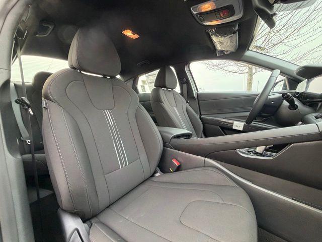 new 2026 Hyundai ELANTRA HEV car, priced at $27,098