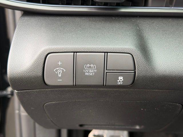 new 2026 Hyundai ELANTRA HEV car, priced at $27,098