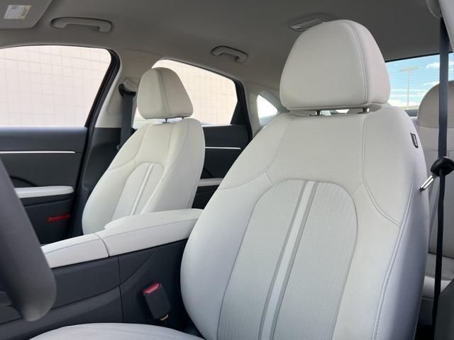 new 2026 Hyundai Sonata Hybrid car, priced at $30,735