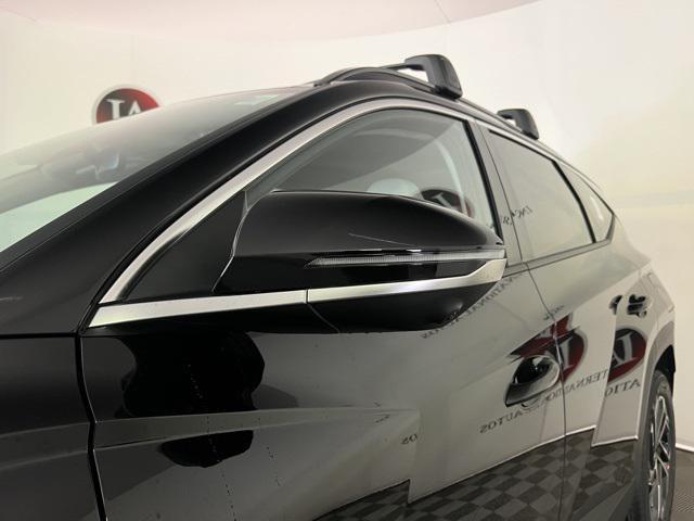 new 2026 Hyundai TUCSON Hybrid car, priced at $42,942