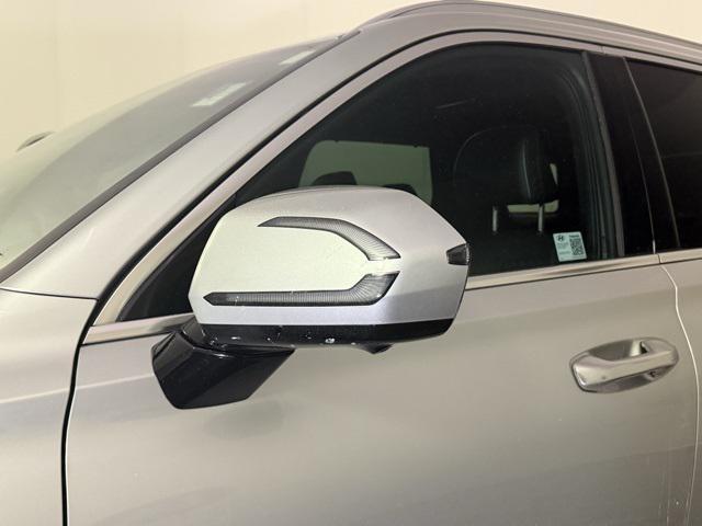 used 2025 Hyundai Palisade car, priced at $48,895