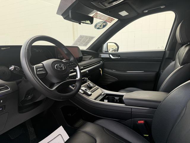used 2025 Hyundai Palisade car, priced at $48,895