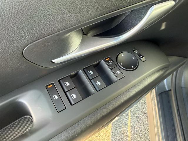 new 2026 Hyundai TUCSON Hybrid car, priced at $34,252