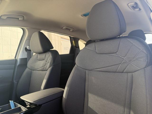 new 2026 Hyundai TUCSON Hybrid car, priced at $34,252