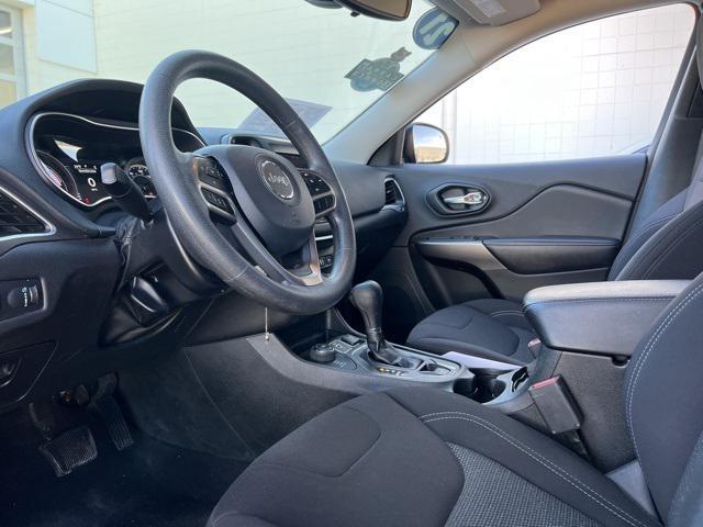 used 2021 Jeep Cherokee car, priced at $15,995