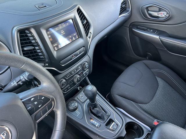 used 2021 Jeep Cherokee car, priced at $15,995