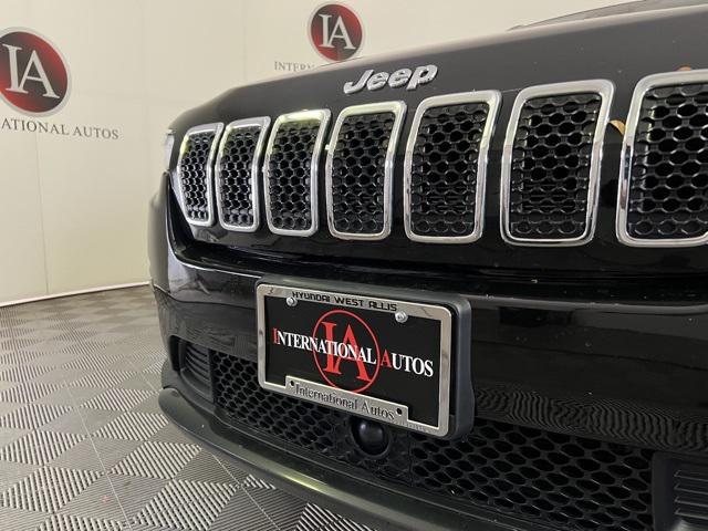 used 2021 Jeep Cherokee car, priced at $15,995