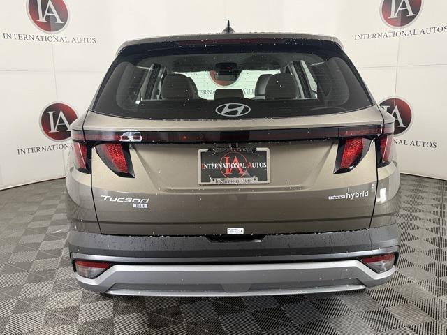 new 2026 Hyundai TUCSON Hybrid car, priced at $32,055