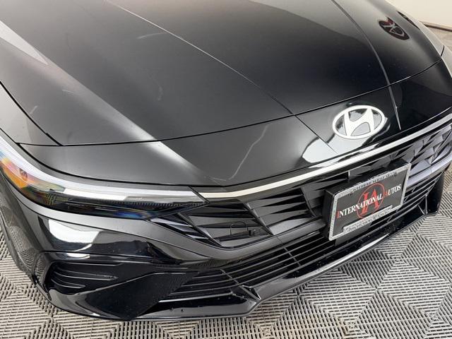 new 2026 Hyundai ELANTRA HEV car, priced at $31,325