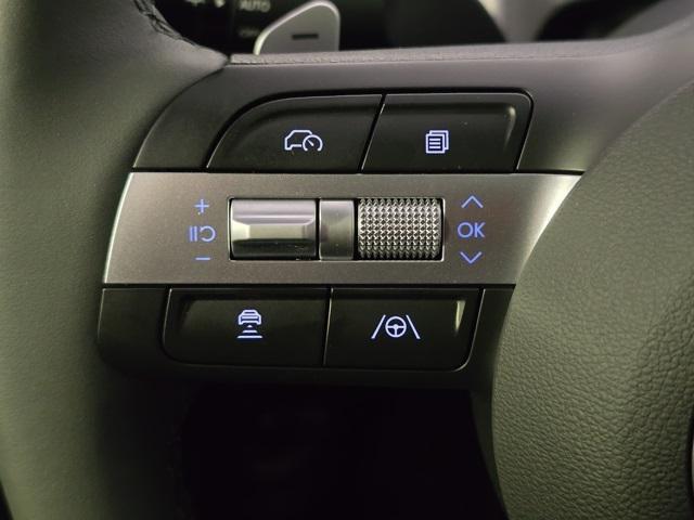 new 2025 Hyundai TUCSON Hybrid car, priced at $38,990