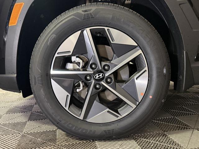 new 2026 Hyundai TUCSON Hybrid car, priced at $34,169