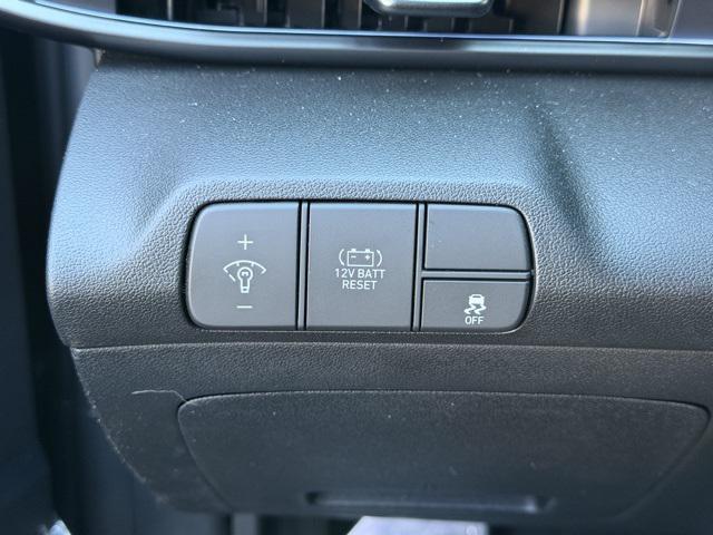 new 2026 Hyundai ELANTRA HEV car, priced at $29,050