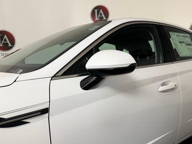 new 2026 Hyundai Sonata Hybrid car, priced at $32,970