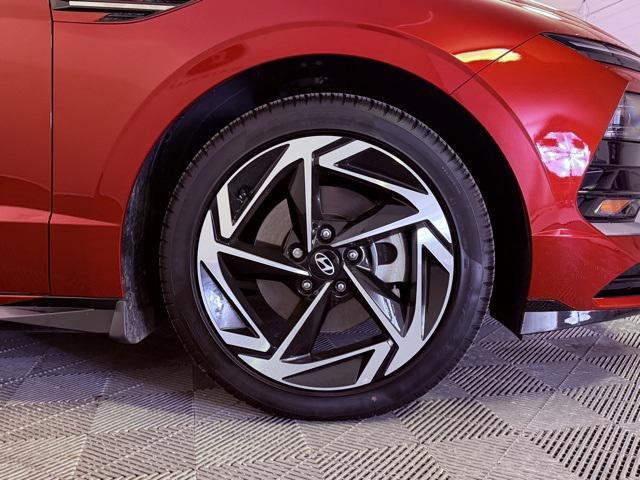 used 2025 Hyundai Sonata car, priced at $26,895