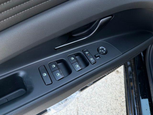 new 2026 Hyundai ELANTRA HEV car, priced at $27,013