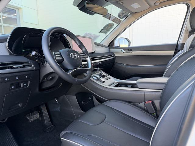 used 2025 Hyundai Palisade car, priced at $42,295