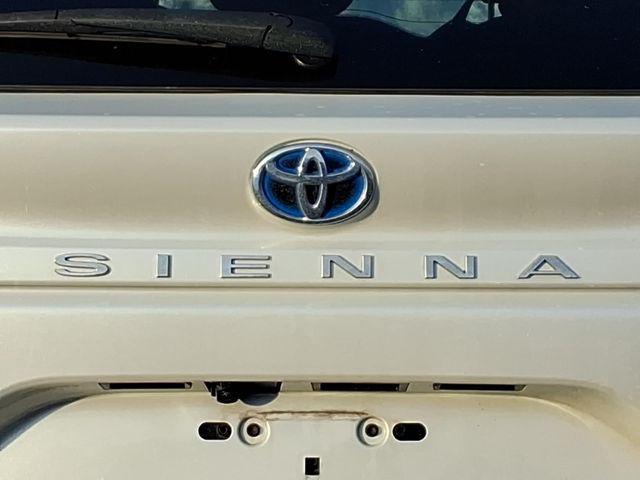 used 2022 Toyota Sienna car, priced at $39,900